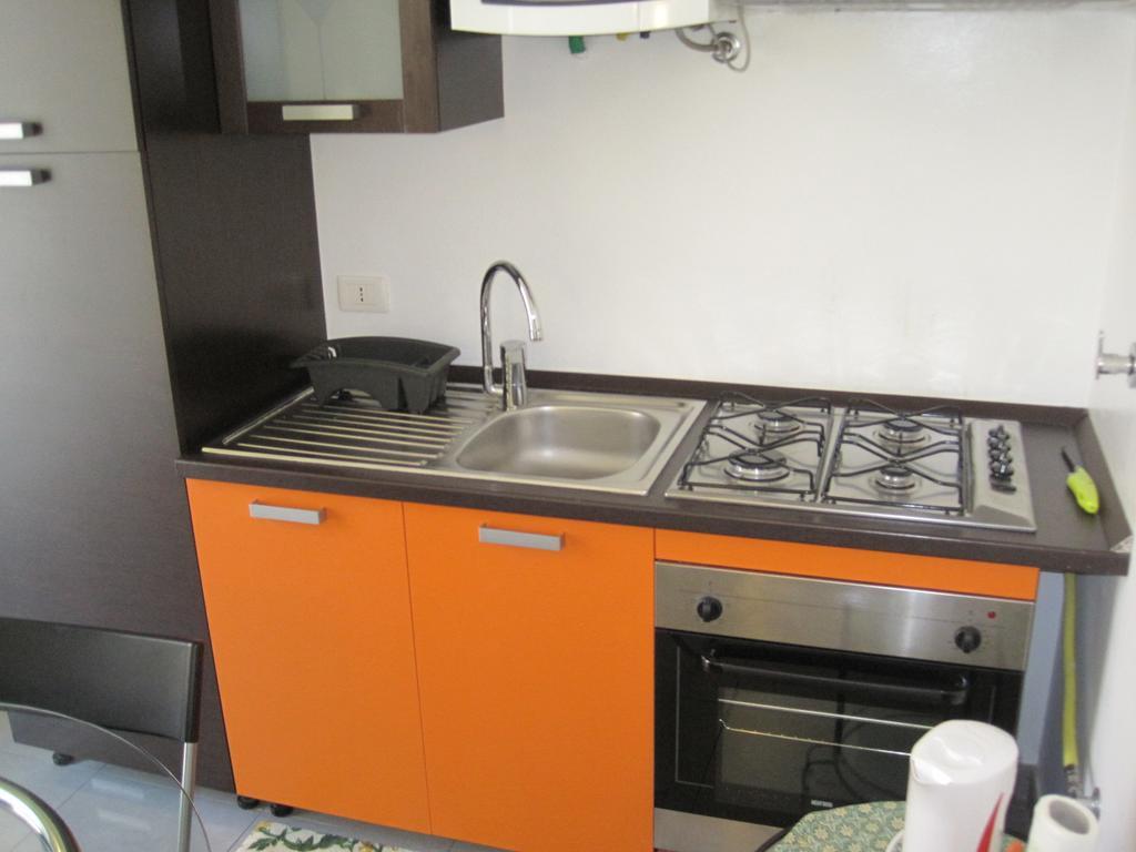 Colombo Apartments Санремо Номер фото