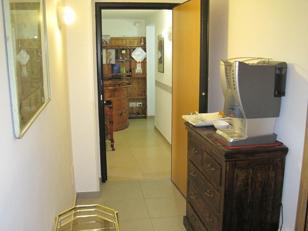 Colombo Apartments Санремо Екстер'єр фото