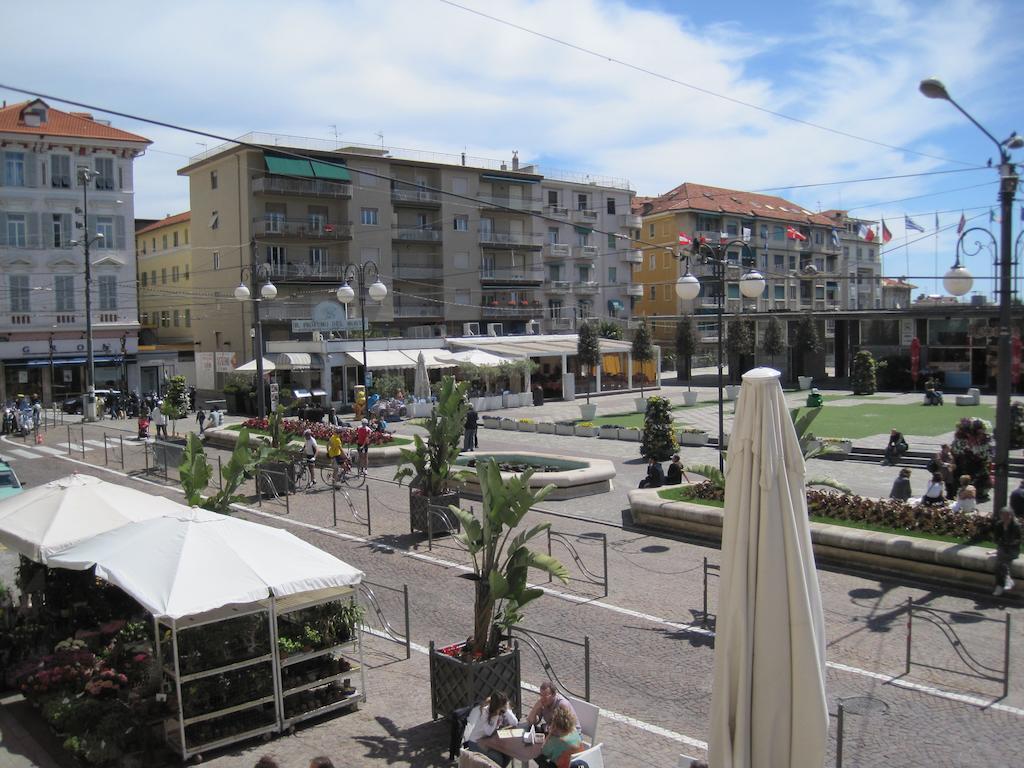 Colombo Apartments Санремо Екстер'єр фото